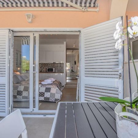 Villa Magena - Luxury Apartments In Pag Center باغ المظهر الخارجي الصورة