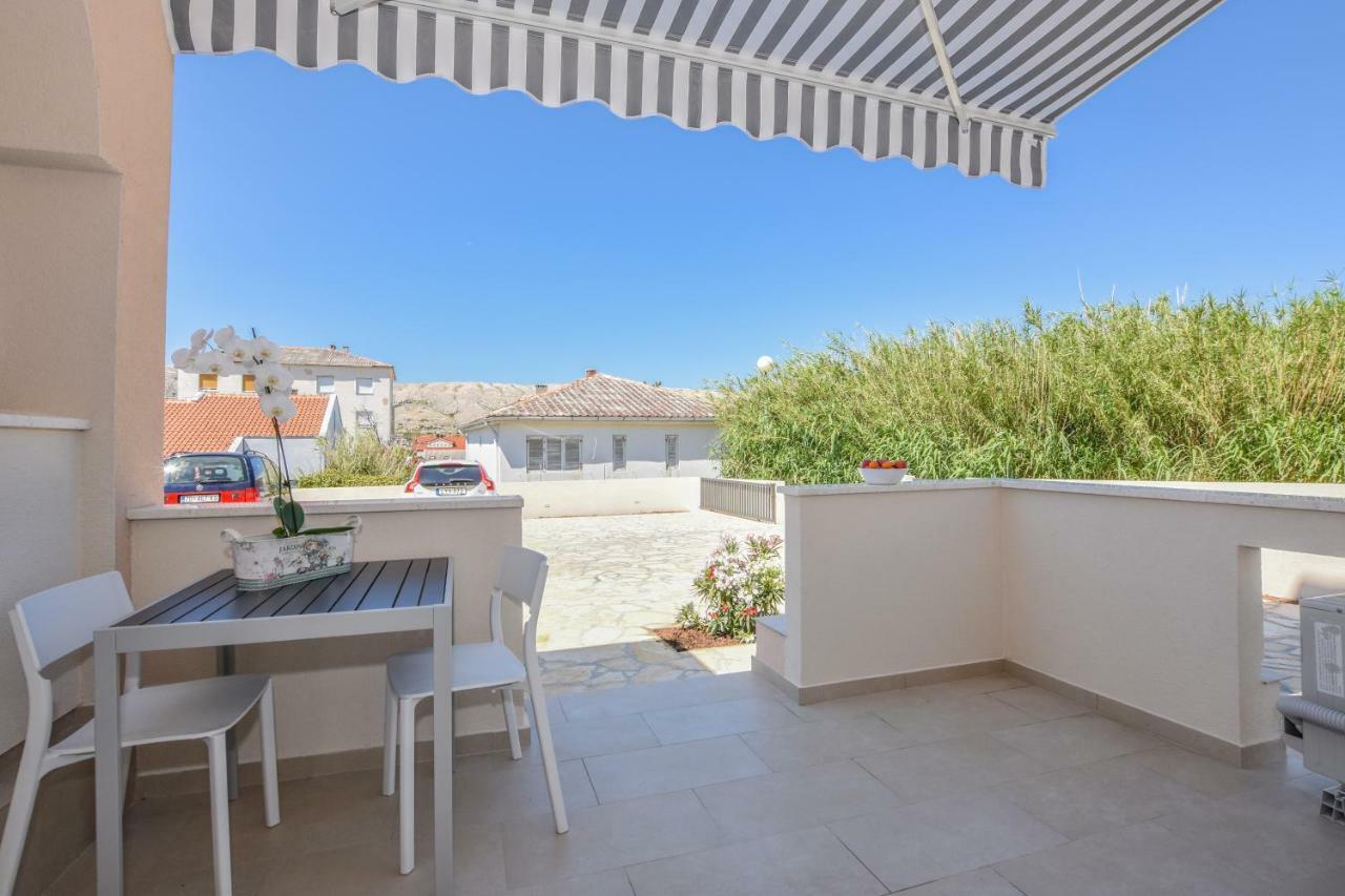 Villa Magena - Luxury Apartments In Pag Center باغ المظهر الخارجي الصورة
