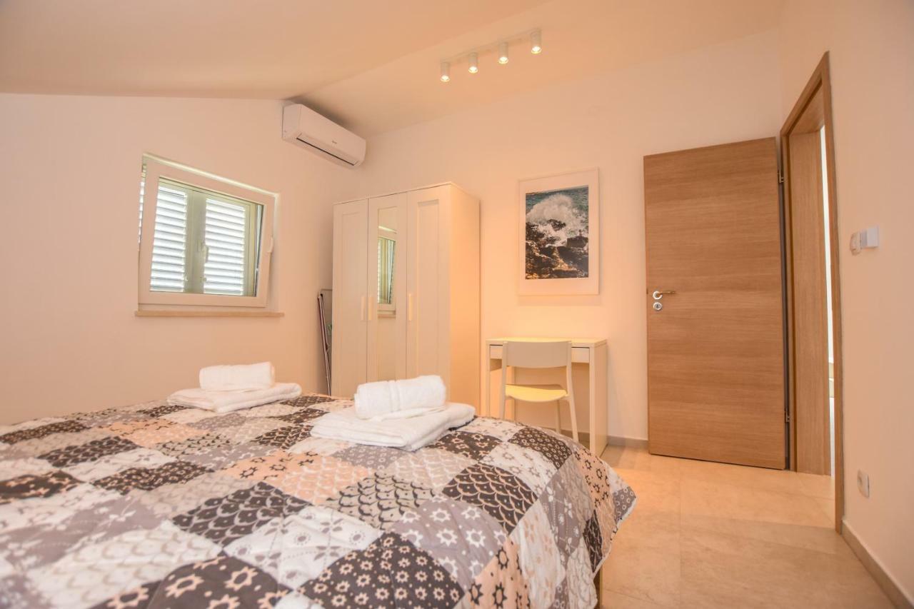 Villa Magena - Luxury Apartments In Pag Center باغ المظهر الخارجي الصورة