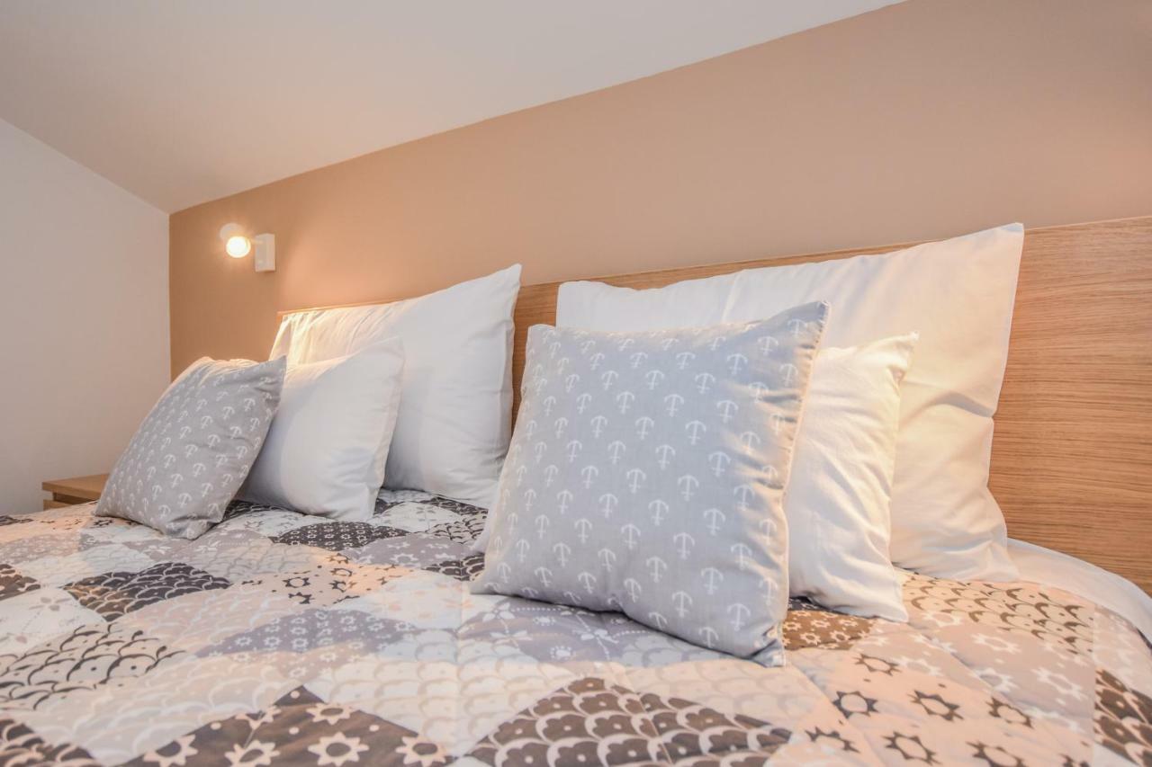 Villa Magena - Luxury Apartments In Pag Center باغ المظهر الخارجي الصورة