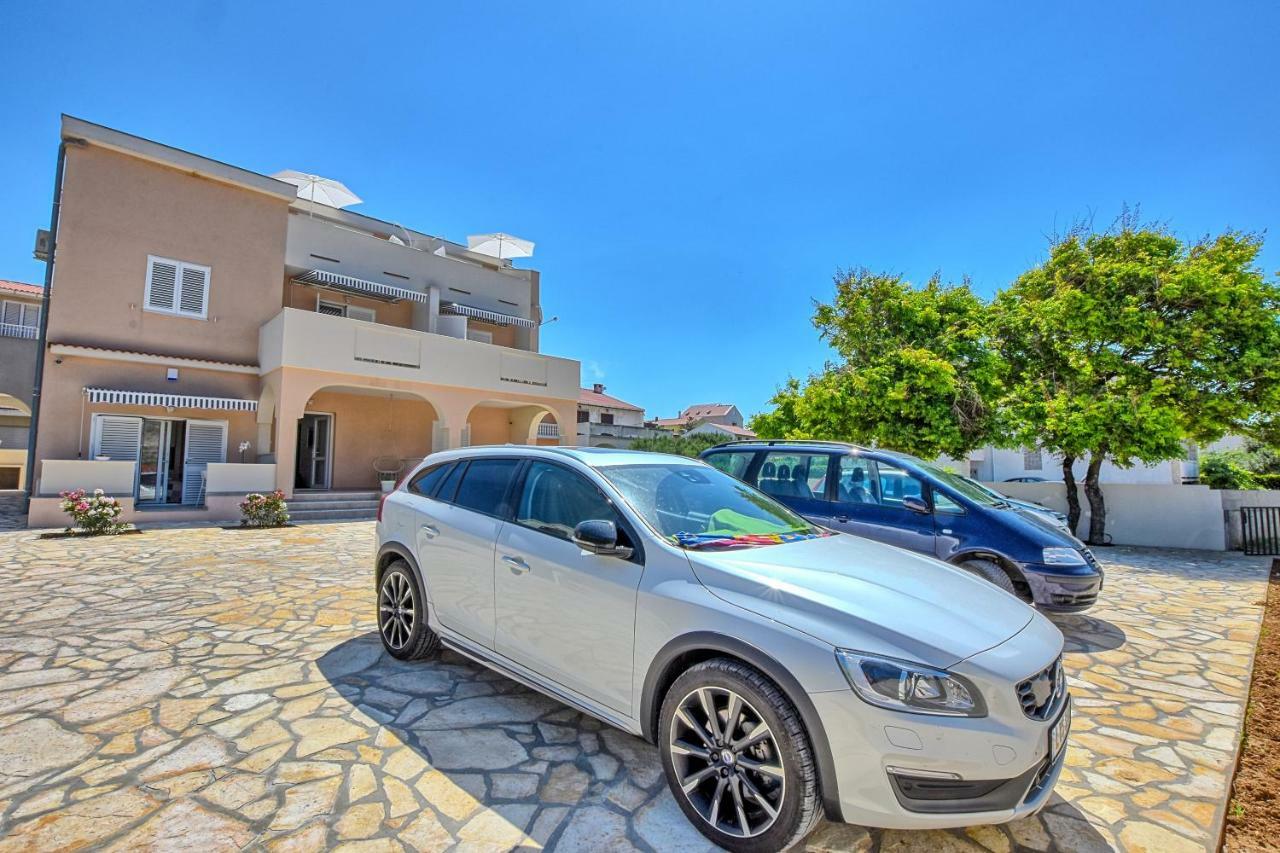 Villa Magena - Luxury Apartments In Pag Center باغ المظهر الخارجي الصورة