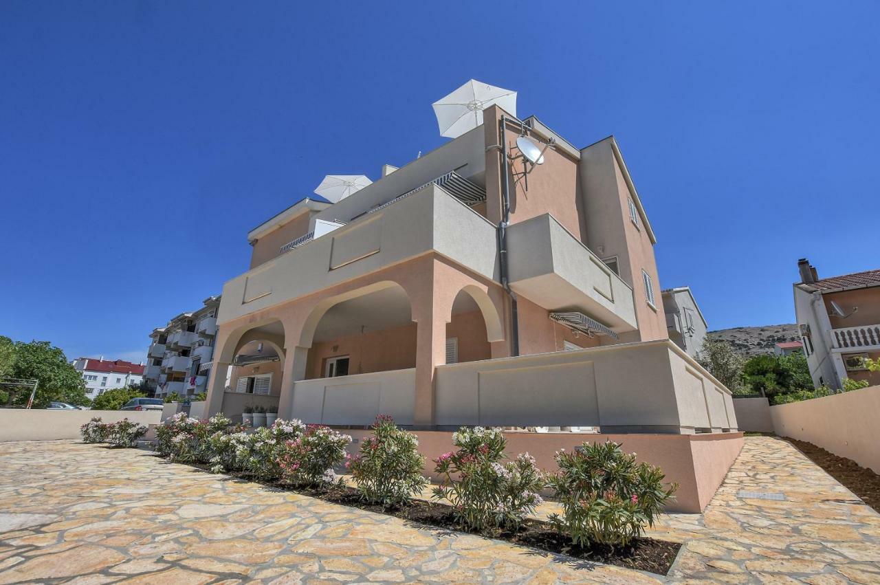 Villa Magena - Luxury Apartments In Pag Center باغ المظهر الخارجي الصورة